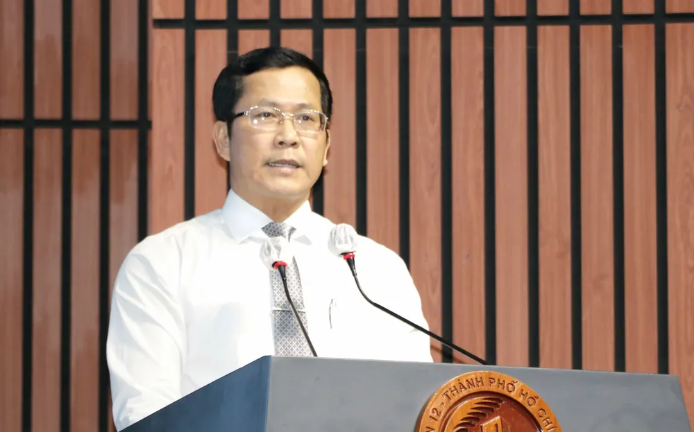 Bí thư Quận ủy Quận 12 Trần Hoàng Danh phát biểu tại hội nghị