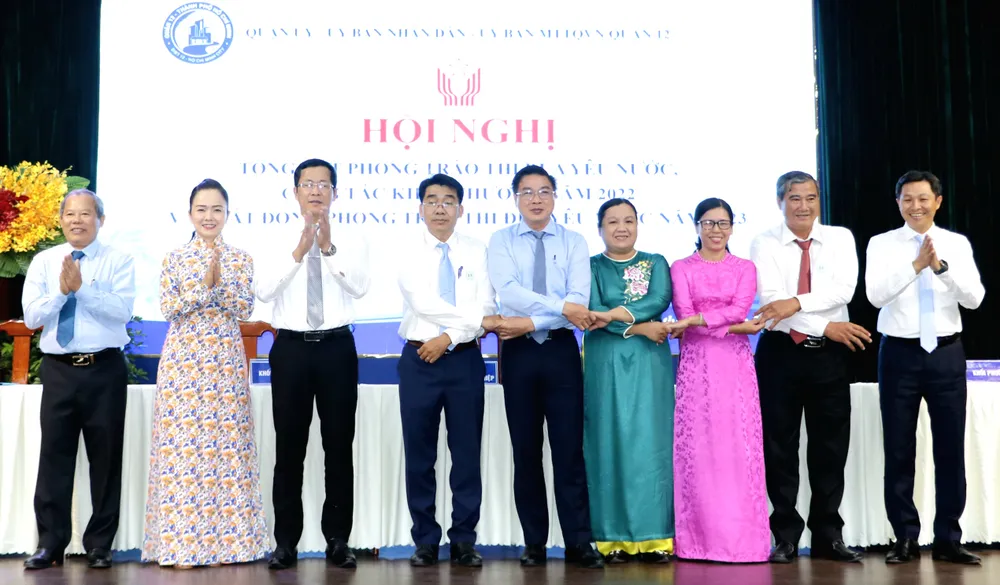 Các đơn vị thuộc quận 12 ký kết giao ước thi đua năm 2023