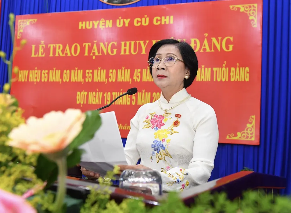 Đồng chí Nguyễn Thị Thu Hà phát biểu tại buổi lễ. Ảnh: VIỆT DŨNG