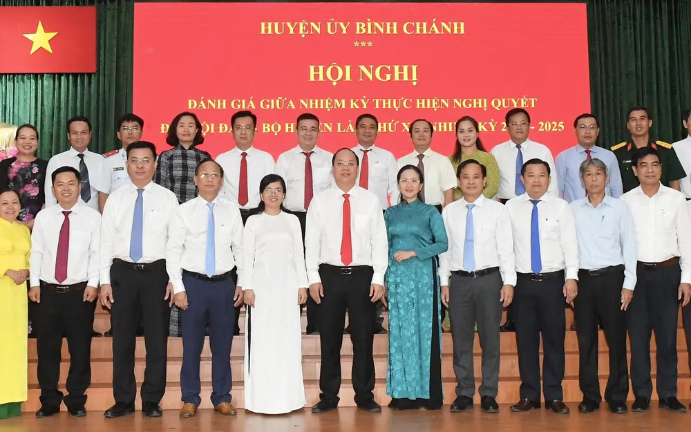 Đồng chí Nguyễn Hồ Hải cùng các đại biểu dự hội nghị. Ảnh: VIỆT DŨNG