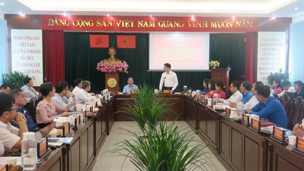 Các đại biểu dự hội nghị