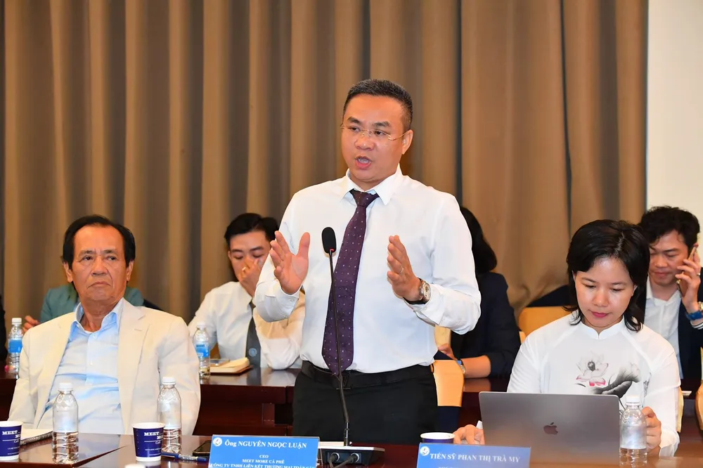 Kiều bào phát biểu tại hội nghị. Ảnh: VIỆT DŨNG Kiều bào phát biểu tại hội nghị. Ảnh: VIỆT DŨNG