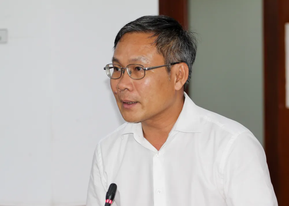 Ông Bùi Trung Kiên, Phó Tổng Giám đốc Tổng Công ty điện lực TPHCM (EVNHCMC) thông tin tại họp báo