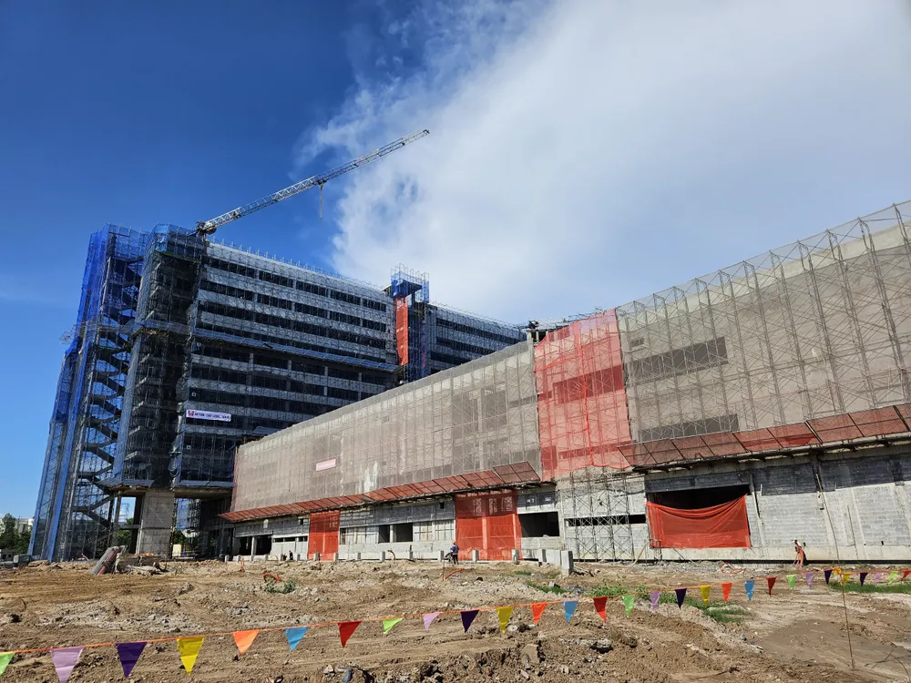 Dự án xây dựng Bệnh viện Đa khoa Khu vực Củ Chi. Ảnh: NGÔ BÌNH Dự án xây dựng Bệnh viện Đa khoa Khu vực Củ Chi. Ảnh: NGÔ BÌNH