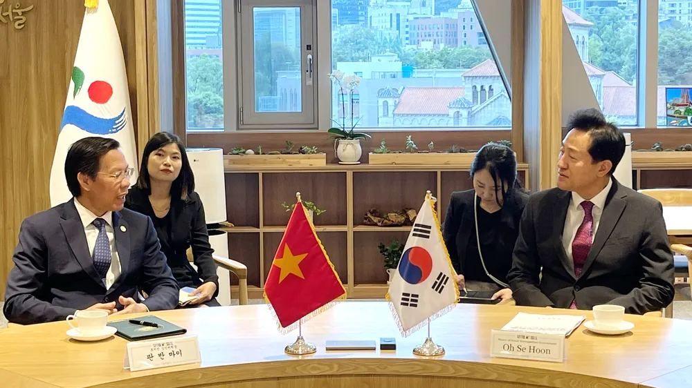 Chủ tịch UBND TPHCM chào xã giao Thị trưởng chính quyền TP Seoul