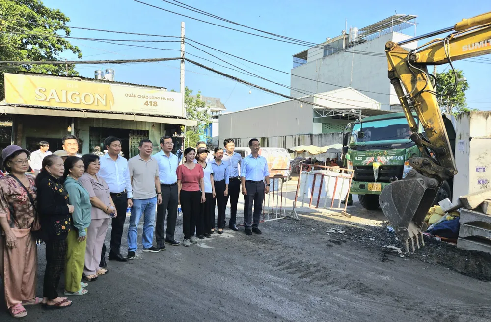 Dự kiến đường An Phú Đông 35 được thi công trong vòng 1,5 tháng Dự kiến đường An Phú Đông 35 được thi công trong vòng 1,5 tháng