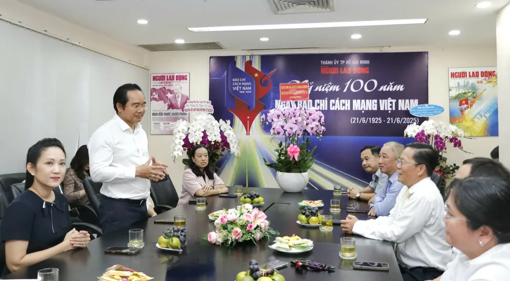 Đồng chí Nguyễn Văn Được phát biểu chúc mừng Báo Người Lao Động z6713884842838_b2dc125c2d316437452e4e3c72fa4724.jpg