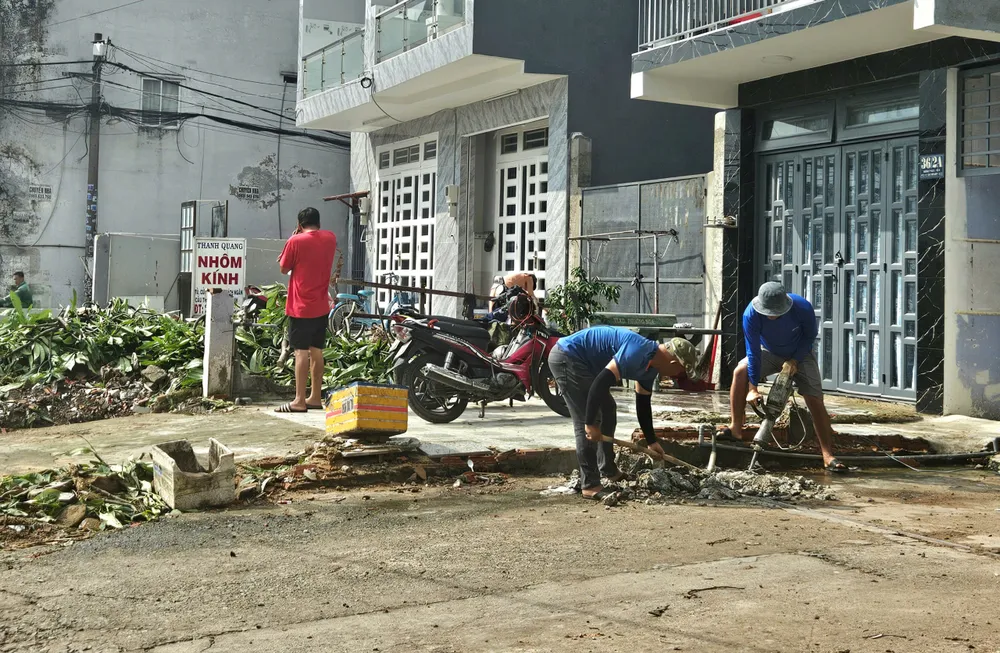 Người dân tháo dỡ công trình, bàn giao mặt bằng thi công dự án z6746850212377_a8cc7c5f0becff221510d1b869e3e408.jpg