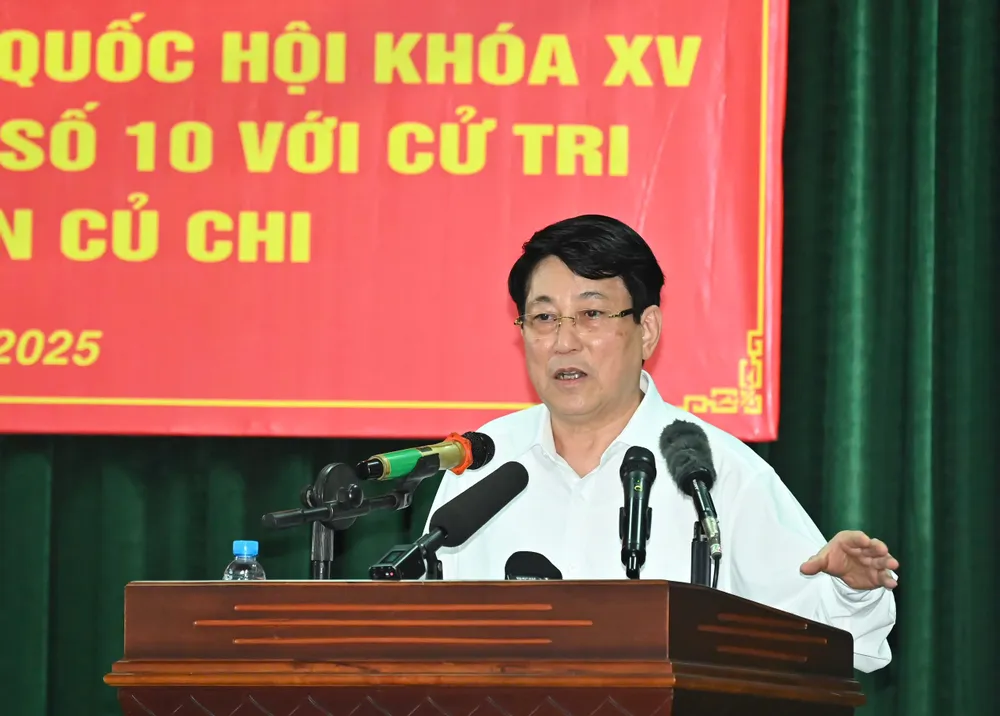 Präsident Luong Cuong spricht. Foto: VIET DUNG z6751493287128_078c14e4ba8b093319e6120145c97868.jpg