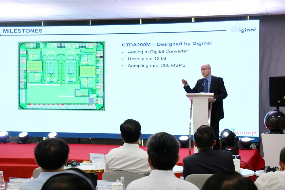 Đại diện CT Group giới thiệu về chip ADC ad4c19c9c74b7015295a.jpg