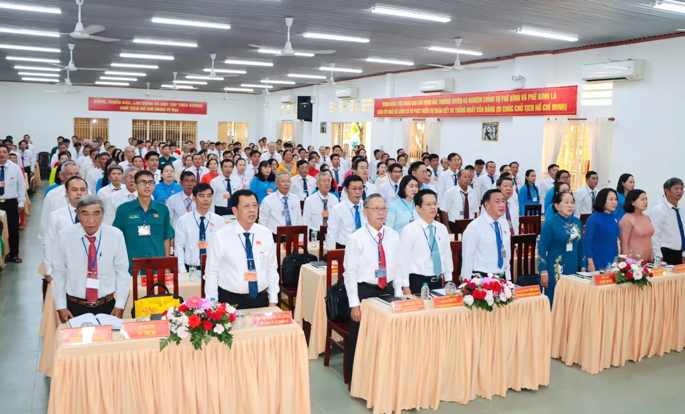 Đại biểu dự đại hội 716429f422dfaa81f3ce.jpg