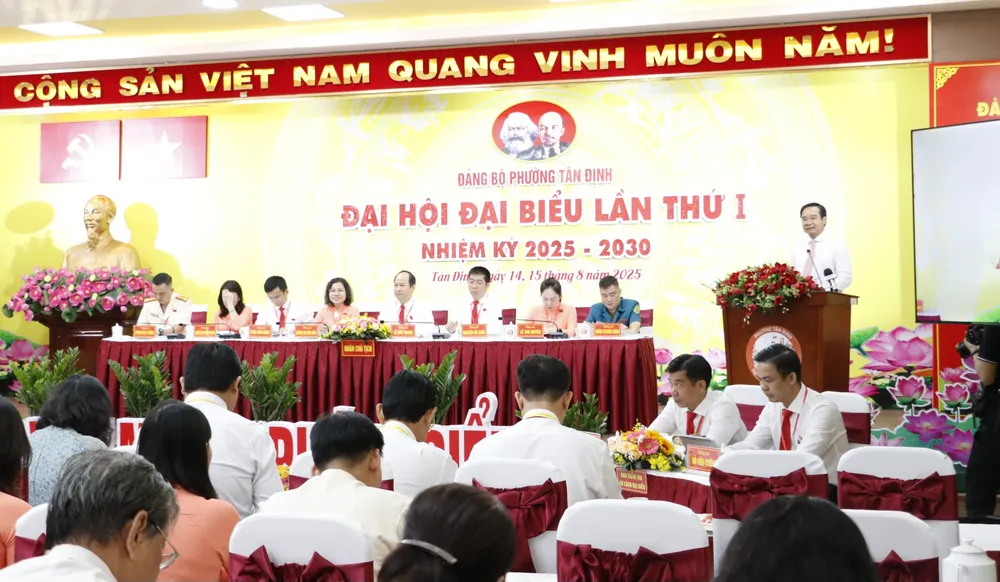 Quang cảnh đại hội _MG_9553.JPG