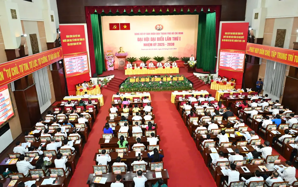 Quang cảnh đại hội. Ảnh: VIỆT DŨNG z6935531408315_288a7a3d4df5ee738699fccc9d342f6a.jpg