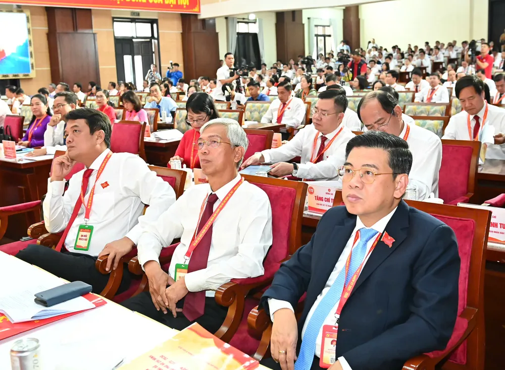 Đại biểu dự đại hội z6936670332198_089e3b31bb6079a05466685a13fa5eae.jpg