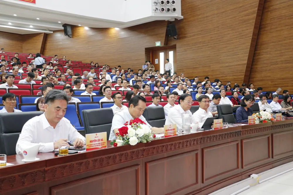 Đại biểu dự hội nghị 3.JPG