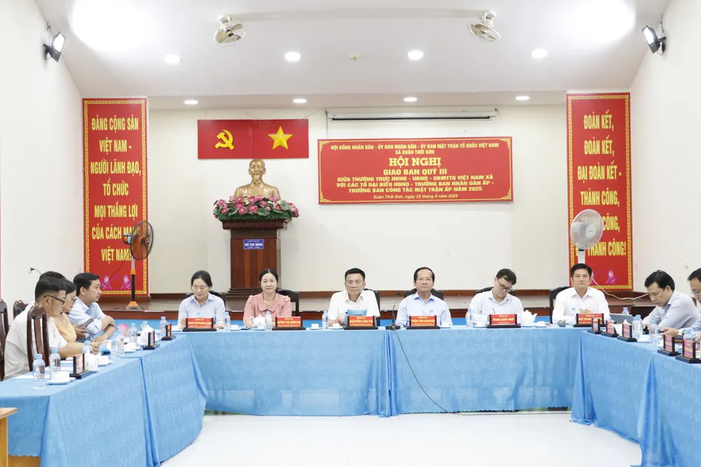Đại biểu dự hội nghị z7050217938718_410b20fbd8e07011bc7139d177935a1c.jpg