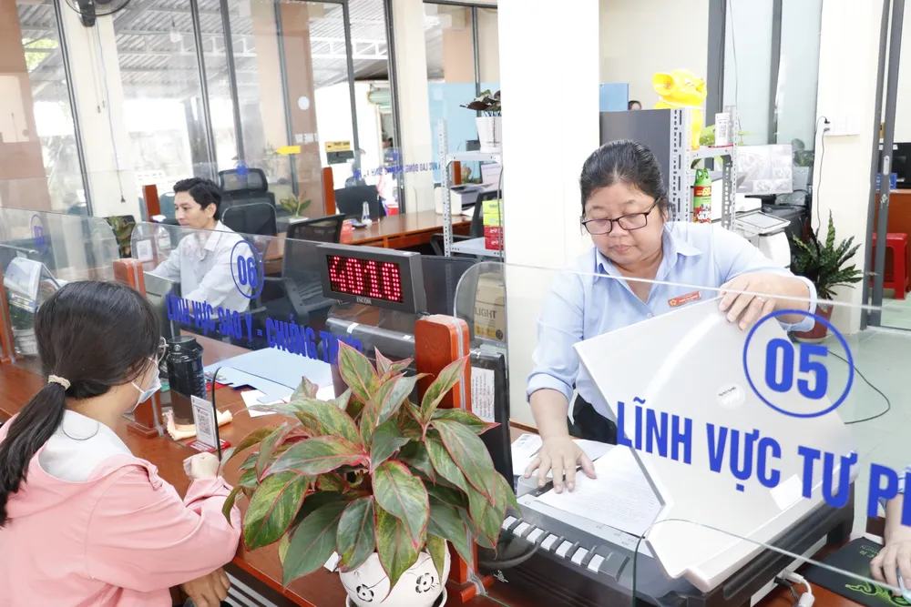 Các bộ, cơ quan ngang bộ nâng cao trách nhiệm tháo gỡ khó khăn, vướng mắc của địa phương, tạo điều kiện tối đa cho chính quyền địa phương hoạt động hiệu năng, hiệu lực, hiệu quả. Ảnh minh họa _MG_9293.JPG