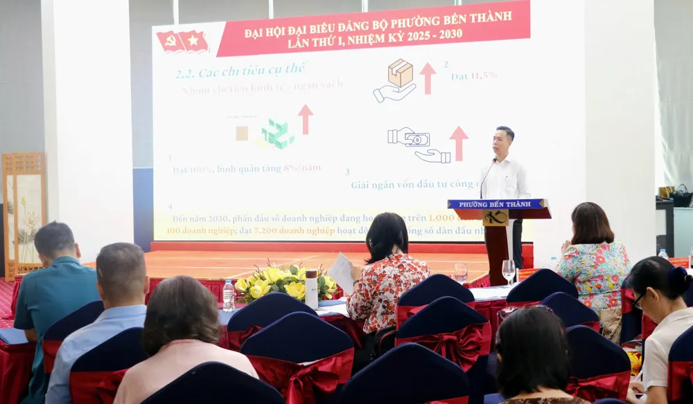 Quang cảnh hội nghị z7065287488701_de42fd4574eb88f692876928767c2ea0.jpg