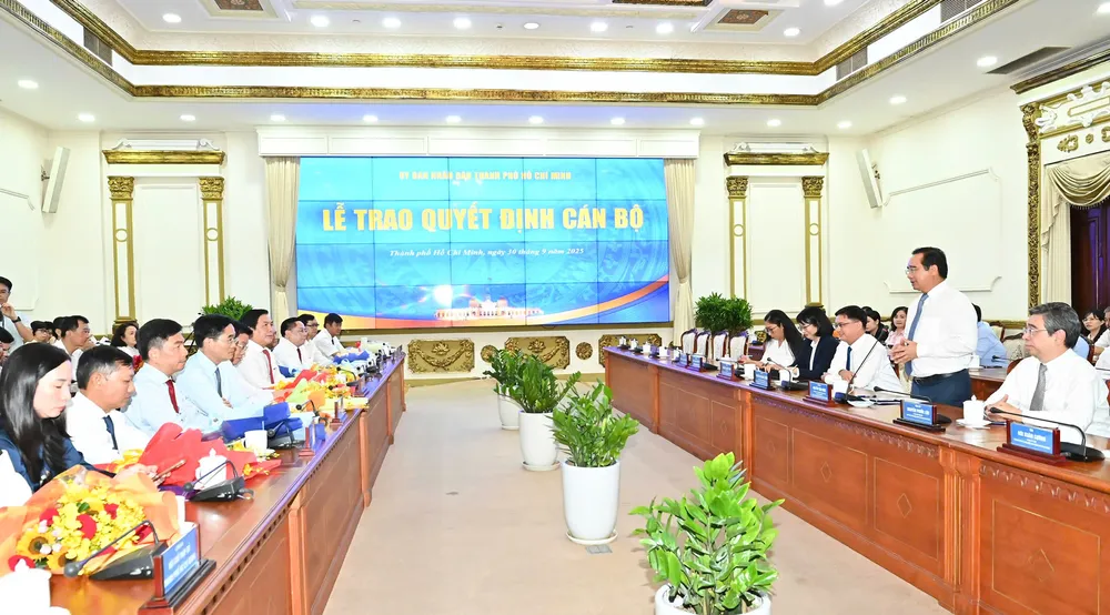 Đồng chí Nguyễn Văn Được phát biểu tại buổi lễ. Ảnh: VIỆT DŨNG z7065929564087_0d3ab8329ded8c2854361fe7026cefff.jpg