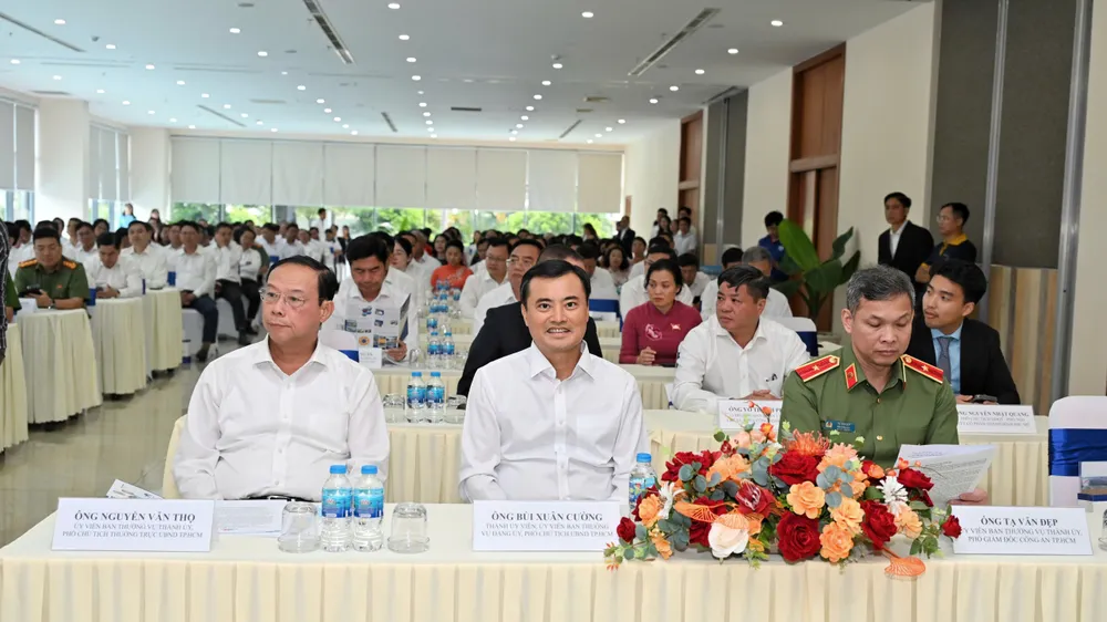 Đại biểu dự buổi làm việc tại Khu công nghiệp chuyên sâu Phú Mỹ 3 748315809486099933.jpg