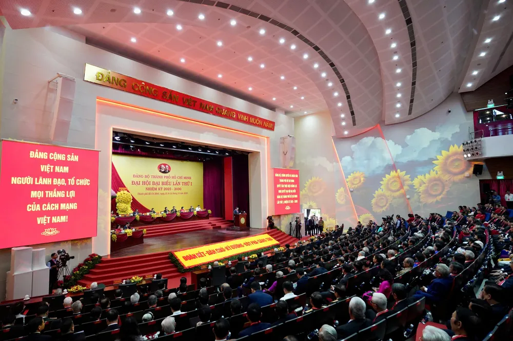 Quang cảnh đại hội 5.jpg
