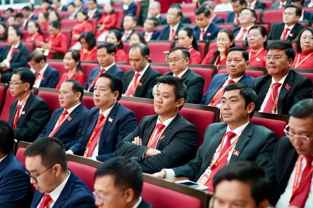 Đại biểu dự đại hội 7fa9d2e865ebe8b5b1fa.jpg