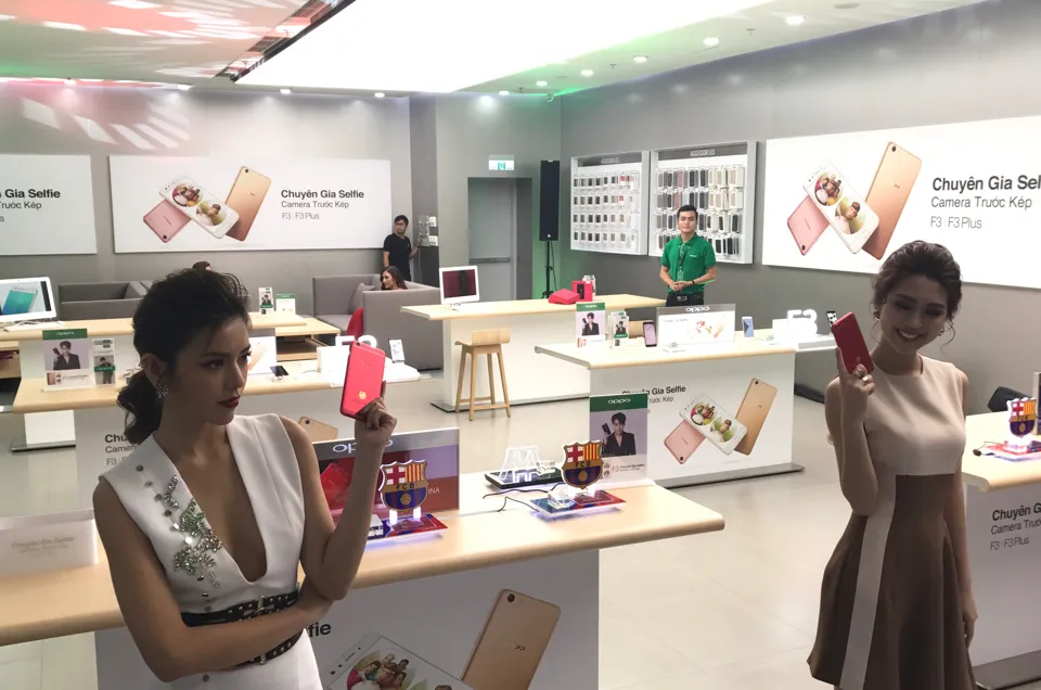 OPPO Việt Nam khai trương Brand Shop cao cấp ảnh 4