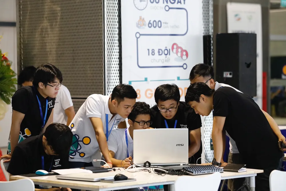 Cuộc thi Vietnam IoT Hackathon 2017: Chiến thắng thuộc về 4 đội ảnh 2
