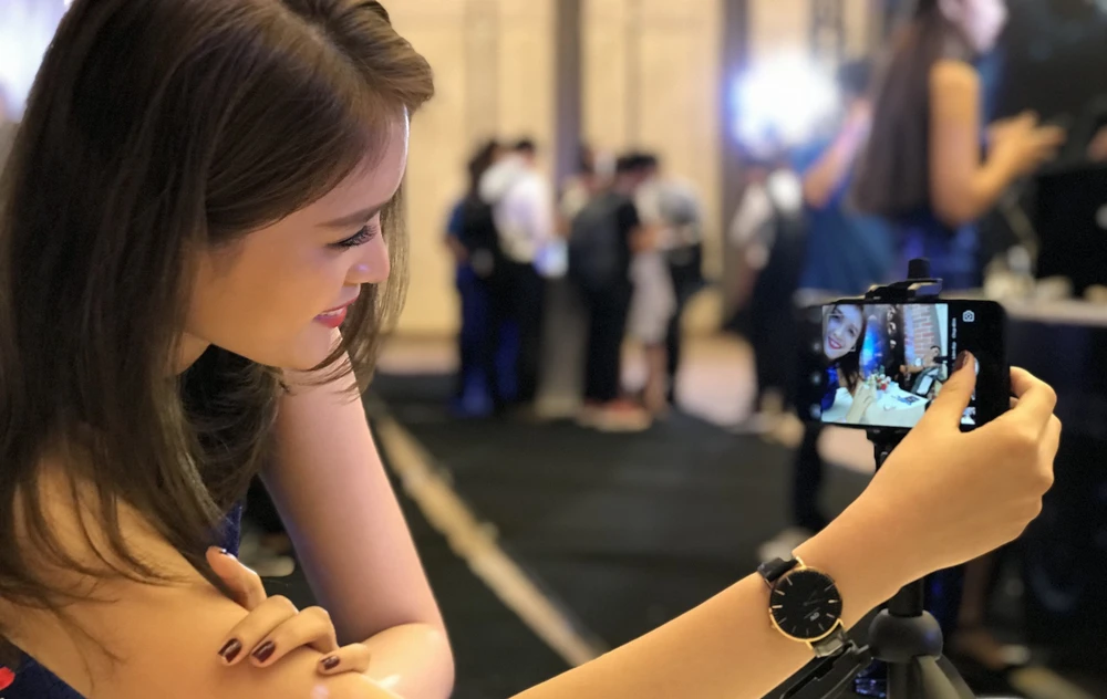 Prime X Max của Mobiistar là chiếc di động có 4 camera