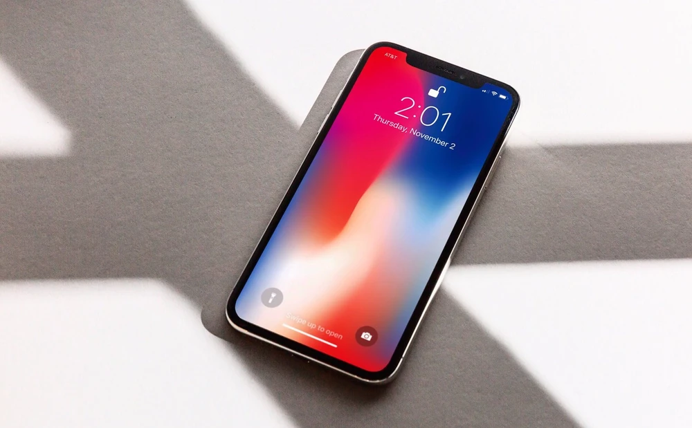 Đến Di Động Việt mua iPhone X có thể được hoàn tiền 10 triệu đồng 