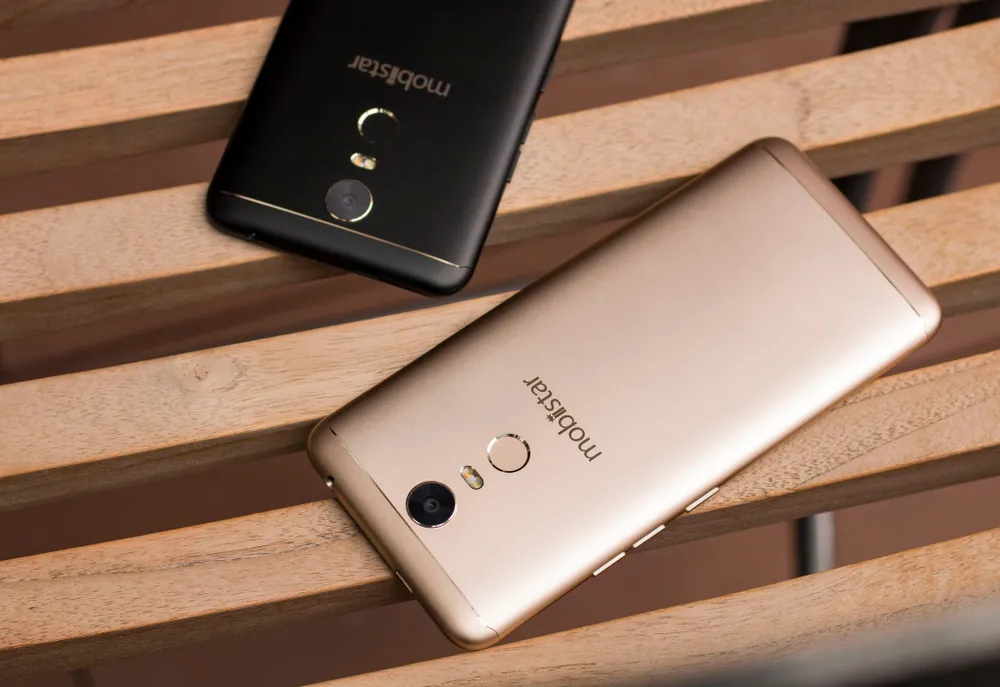 Mobiistar tung ra E-Selfie giá chưa đến 3 triệu đồng ảnh 3