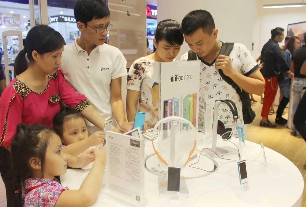 Thỏa sức trải nghiệm sản phẩm Apple tại F.Studio by FPT  ​  ​ ảnh 1