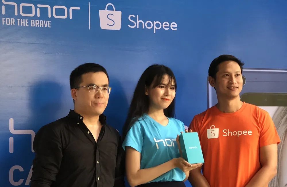 Honor 7C giá dưới 4 triệu đồng ảnh 1