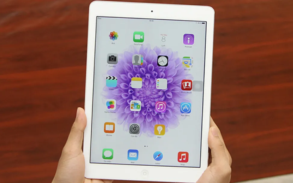 Mua iPhone 8 Plus hay mua luôn “combo” iPhone 7 Plus và iPad Air?  ​ ảnh 2