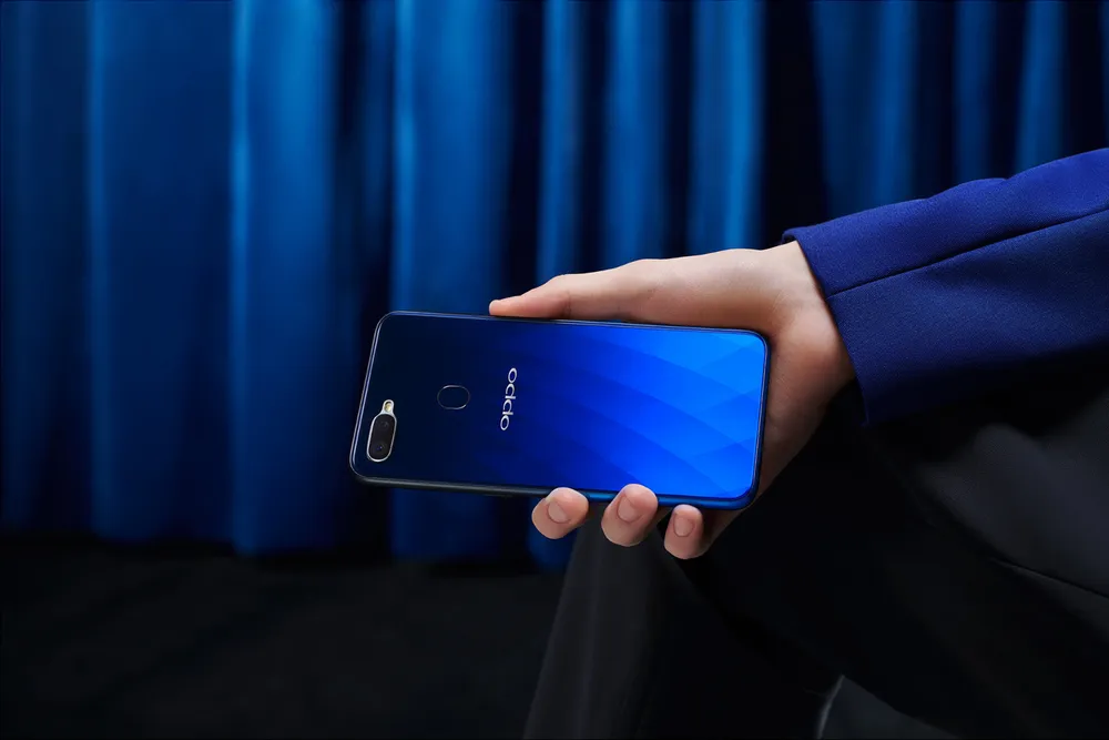 OPPO F9 tạo kỷ lục mới ảnh 1 OPPO F9 tạo kỷ lục mới ảnh 1