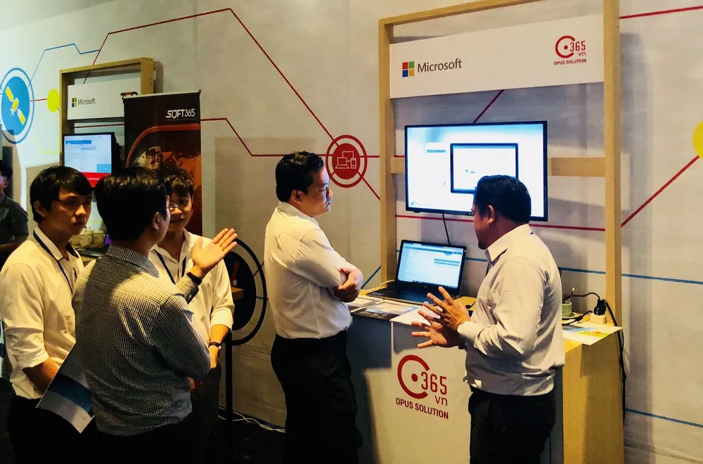 Microsoft đồng hành cùng doanh nghiệp Việt trong chuyển đổi số ảnh 1 Microsoft đồng hành cùng doanh nghiệp Việt trong chuyển đổi số ảnh 1
