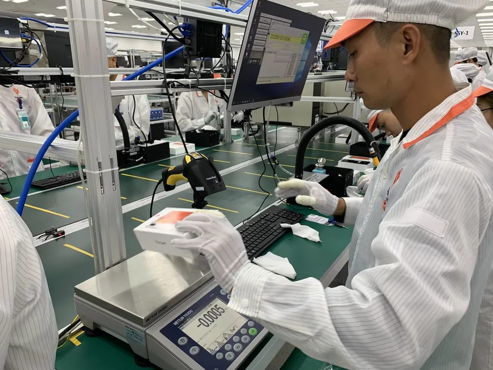 Nhà máy sản xuất di động Vsmart của Vingroup hiện đại đến đâu? ảnh 12