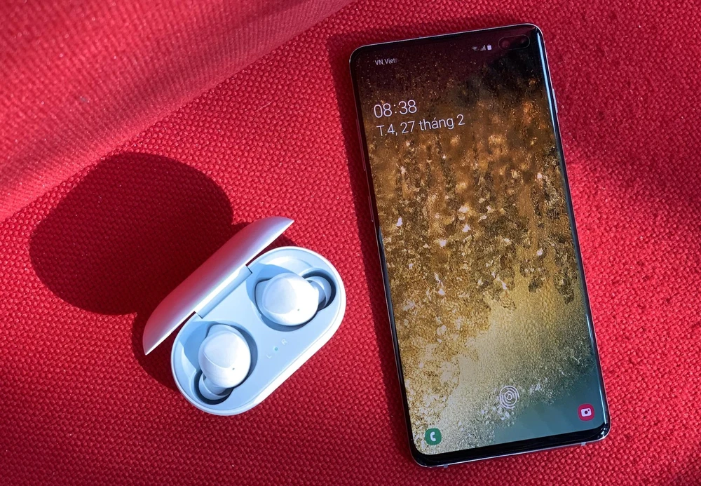 Galaxy S10/S10+ đã đến tay người dùng