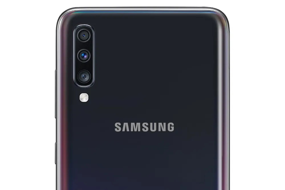 Samsung Galaxy A70 chính thức lên kệ ảnh 2
