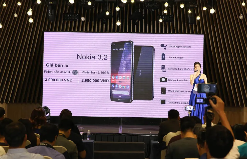  Nokia 3.2 với nút Google Assistant riêng biệt ảnh 3