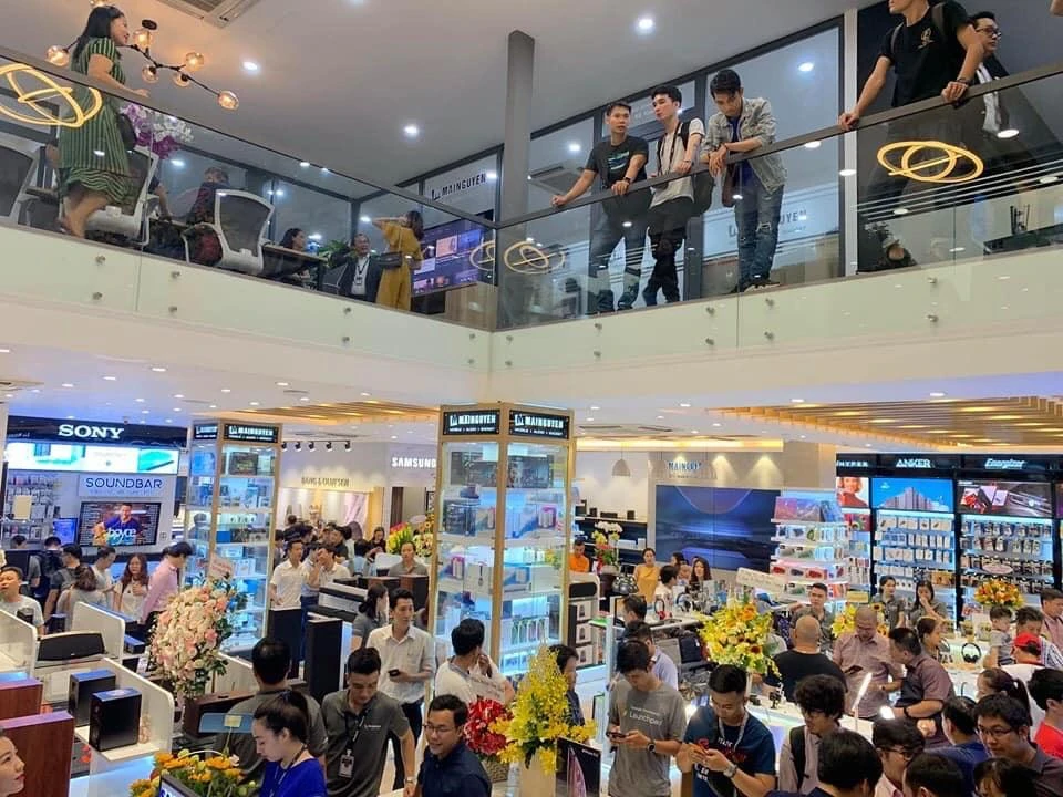 Chính thức khai trương Mai Nguyen Flagship Store 