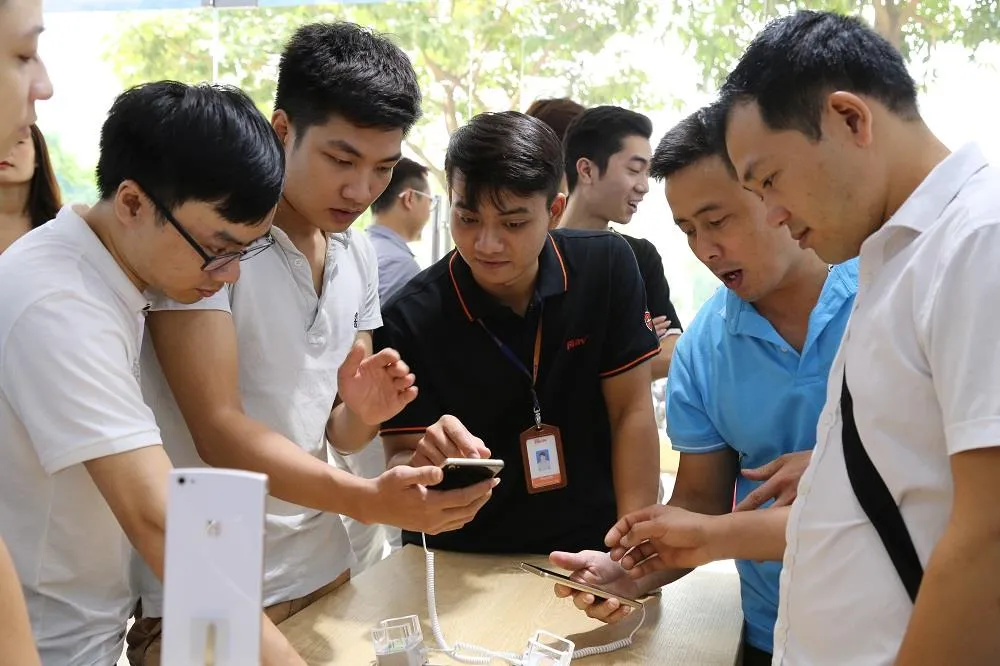 Bkav chính thức ra mắt Bphone Store ảnh 2 Bkav chính thức ra mắt Bphone Store ảnh 2