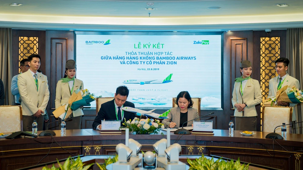 Bamboo Airways và ví điện tử ZaloPay chí hính thức ký kết thỏa thuận hợp tác