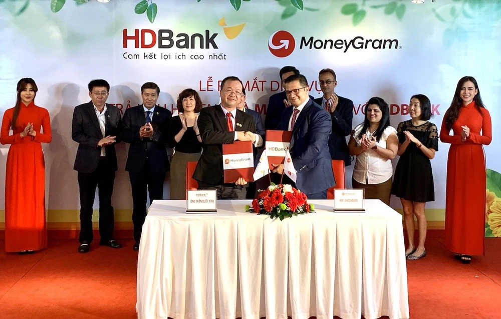 MoneyGram hợp tác cùng HDBank