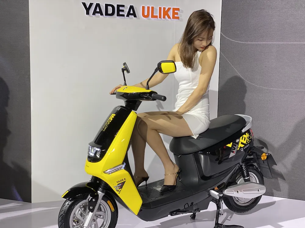 YADEA G5 với đầy đủ kết nối công nghệ ảnh 7