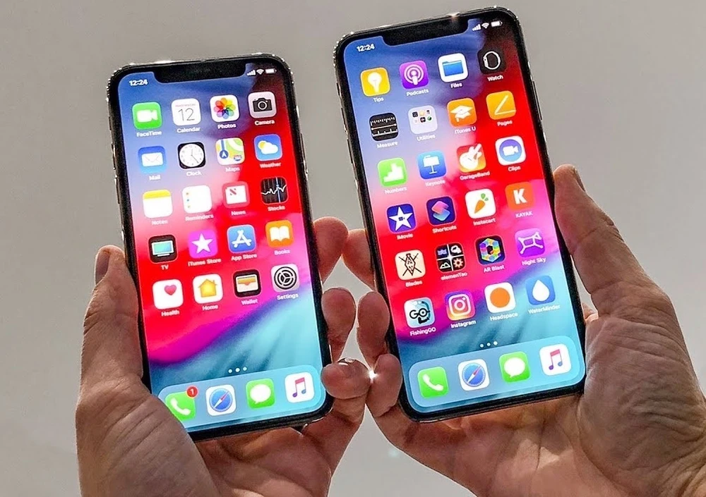 iPhone Xs Max, iPhone 11 Pro Max, Samsung Note 10+ đang có mức giảm giá hấp dẫn vào dịp cuối năm