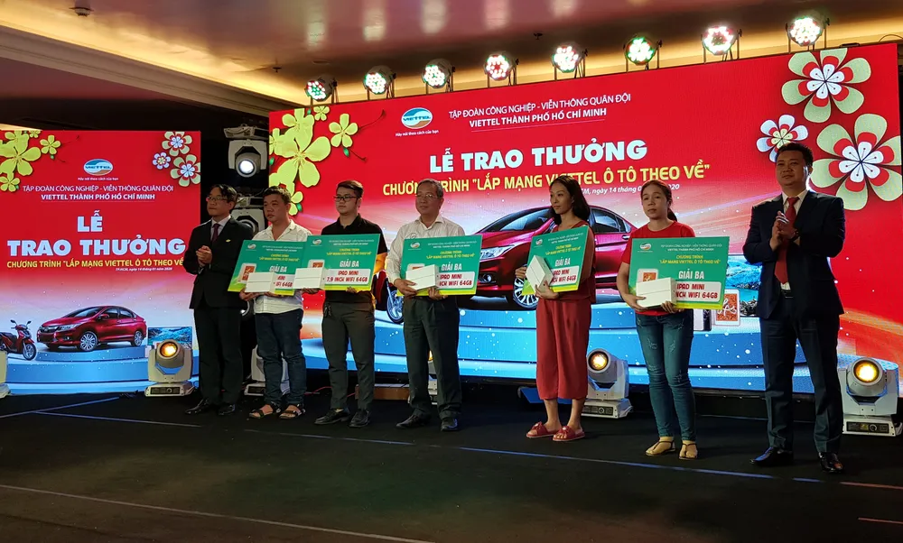 Chương trình “Lắp mạng Viettel - Ô tô theo về” đã tìm được chủ nhân may mắn ảnh 4
