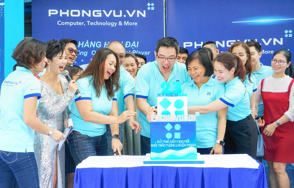 Phong Vũ kỷ niệm 23 năm ngày thành lập