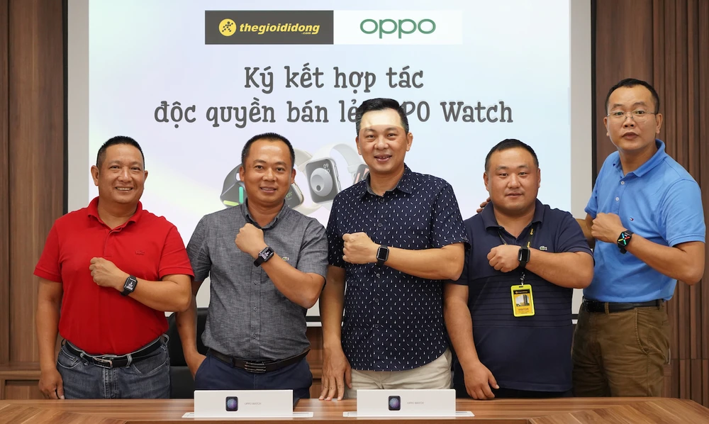 Lễ ký kết phân phối độc quyền OPPO Watch