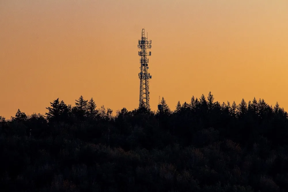 Cách nào giữ an toàn khi dùng 5G? ảnh 2 Cách nào giữ an toàn khi dùng 5G? ảnh 2